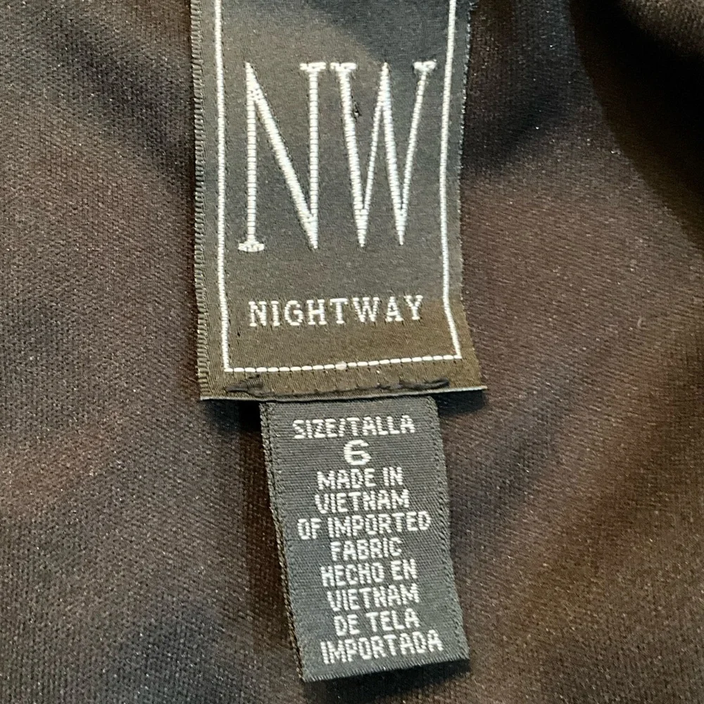 Nightway Elegant Black Evening Gown with slit and cut out shoulders - Picture 9 of 10